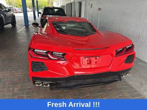 Used 2022 Chevrolet Corvette Stingray Coupe w/ 1LT RWD image 13
