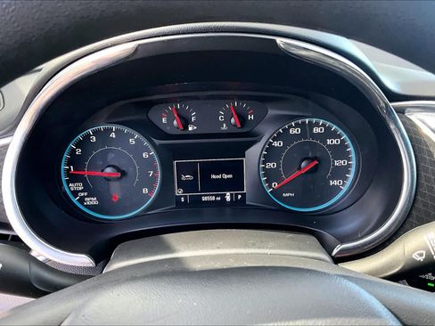 Used 2021 Chevrolet Malibu LT FWD image 25