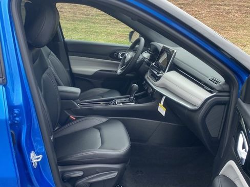 New 2026 Jeep Compass Limited image 28