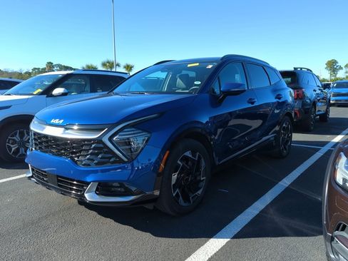 Certified 2023 Kia Sportage SX image 4