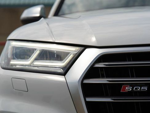 Used 2019 Audi SQ5 Prestige AWD/4WD image 26