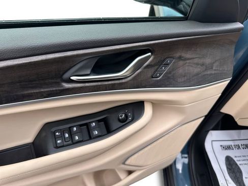 New 2026 Jeep Grand Cherokee L Limited image 16