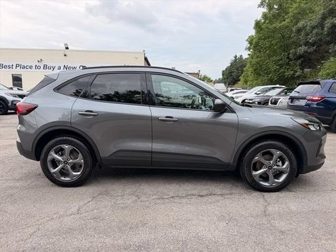 Used 2025 Ford Escape ST-Line AWD/4WD image 3