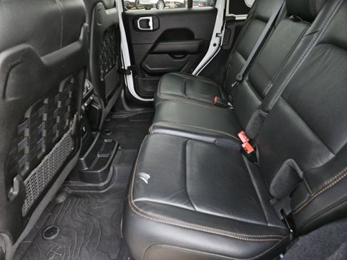 Used 2022 Jeep Wrangler Unlimited Rubicon w/ Trailer Tow Package image 29