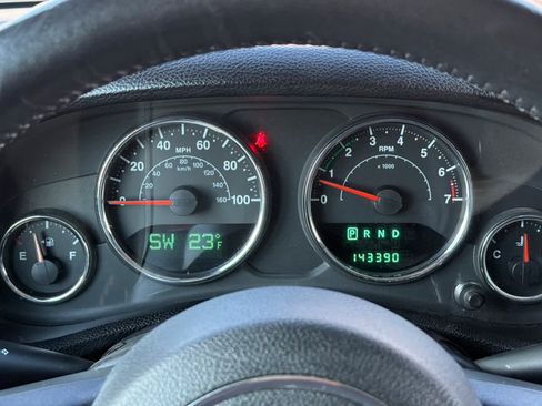 Used 2014 Jeep Wrangler Unlimited Sahara w/ Connectivity Group image 24