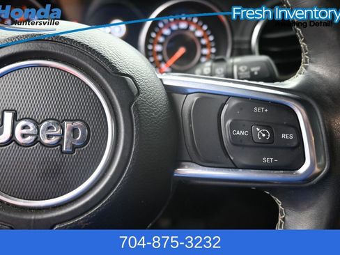 Used 2020 Jeep Wrangler Unlimited Sahara AWD/4WD image 24