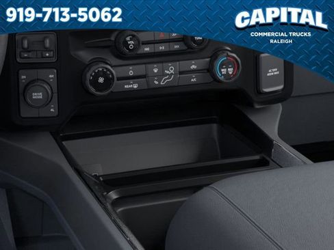 New 2025 Ford F550 4x4 SuperCab Super Duty image 15