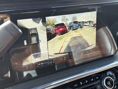 Used 2024 GMC Sierra 3500 Denali Ultimate image 19