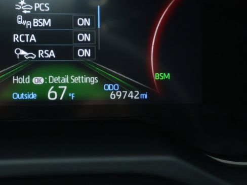 Used 2023 Toyota RAV4 Adventure AWD/4WD image 4
