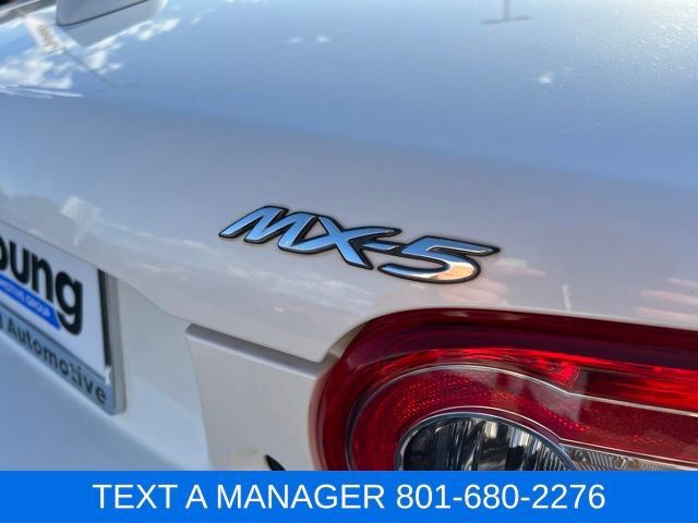 Used 2013 MAZDA MX-5 Miata Grand Touring RWD image 6