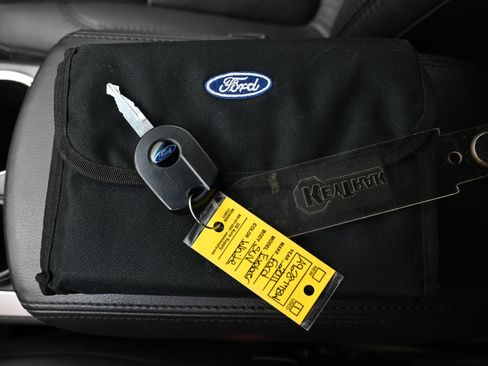 Used 2011 Ford Explorer XLT w/ 202A Rapid Spec Order Code image 18