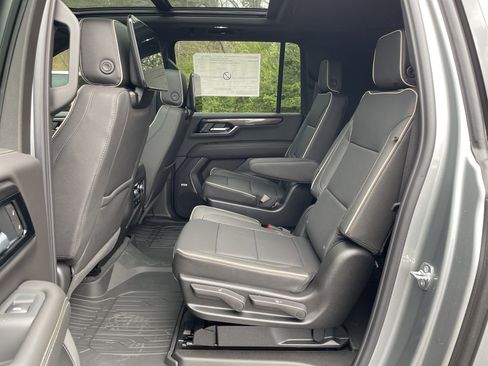 New 2026 GMC Yukon XL Elevation w/ Elevation Premium Package image 27