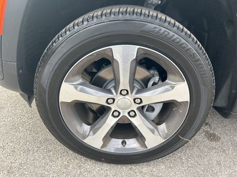 New 2026 Jeep Grand Cherokee Limited image 18