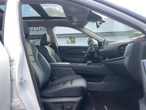 Used 2023 Nissan Rogue SL AWD/4WD image 22