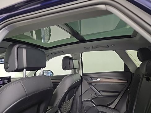 Used 2021 Audi Q5 2.0T Premium image 13