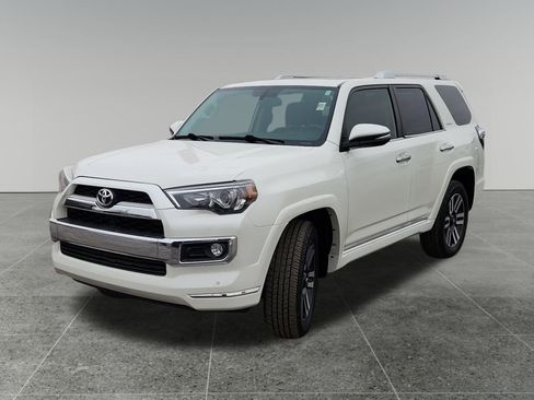 Used 2019 Toyota 4Runner Limited image 3