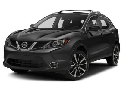 Used 2019 Nissan Rogue Sport SL w/ Premium Package