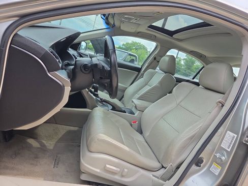 Used 2010 Acura TSX V6 Sedan FWD image 18