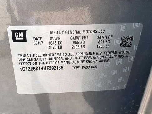 Used 2017 Chevrolet Malibu LT FWD image 34