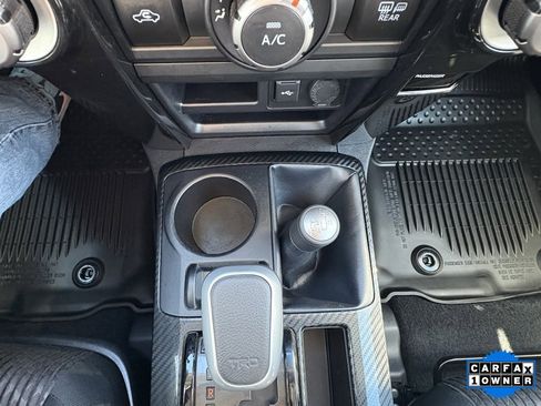 Certified 2022 Toyota 4Runner TRD Off-Road image 18