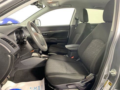 Used 2022 Mitsubishi Outlander Sport ES FWD image 16