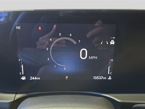 Used 2025 Buick Envista Sport Touring w/ Convenience I Package image 6