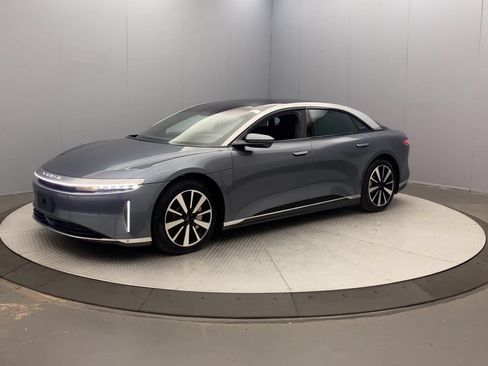 Used 2024 Lucid Air Touring AWD/4WD image 9