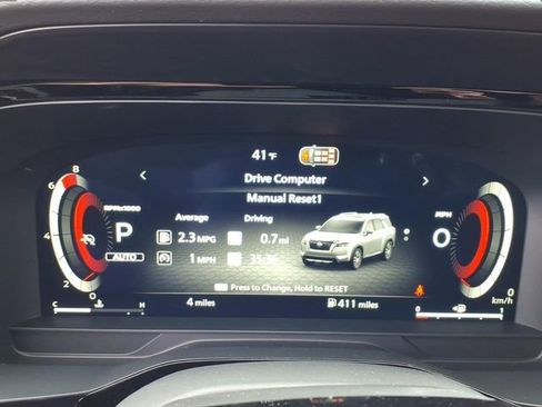 New 2026 Nissan Pathfinder Platinum image 25