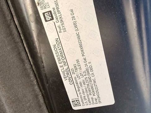 Used 2023 Cadillac Escalade ESV Premium Luxury image 11