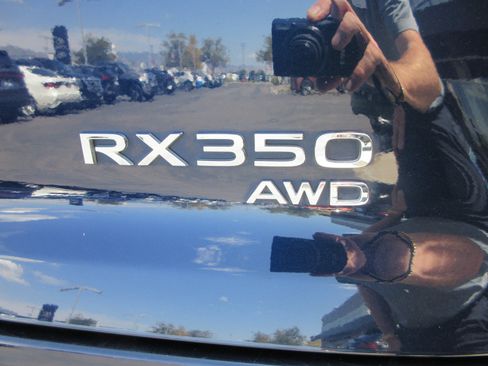 Used 2024 Lexus RX 350 AWD w/ Convenience Package image 8