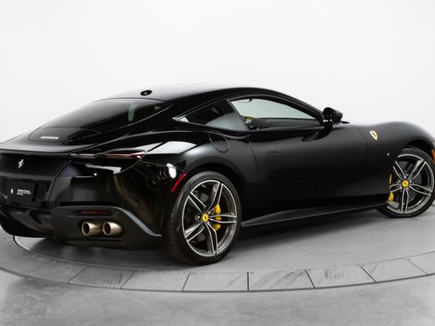 Certified 2022 Ferrari Roma RWD image 97