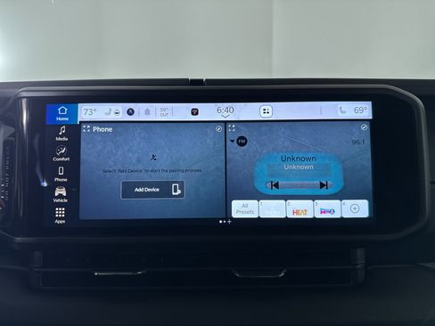 New 2025 Jeep Gladiator Sport image 11