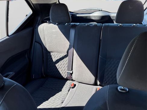 Used 2021 Nissan Kicks S image 16