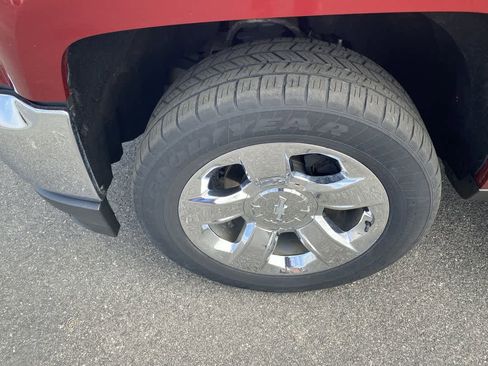 Used 2018 Chevrolet Silverado 1500 LT w/ LT Eassist Package image 10