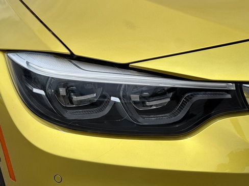Used 2018 BMW M4 Coupe RWD image 12