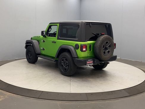 Used 2018 Jeep Wrangler Sport AWD/4WD image 3