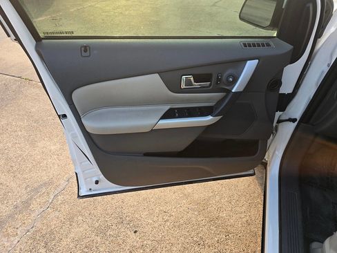 Used 2014 Ford Edge SEL w/ Equipment Group 205A image 13