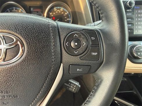 Used 2016 Toyota RAV4 XLE w/ Convenience Package image 18