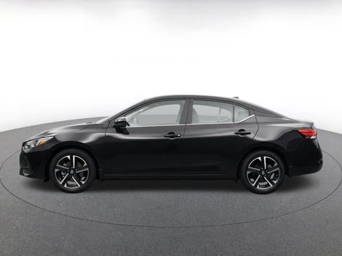 Used 2025 Nissan Sentra SV FWD image 5