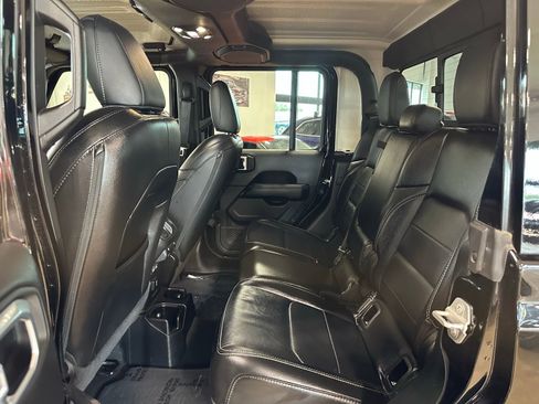 Used 2021 Jeep Gladiator Overland w/ Popular Equipment Package image 41