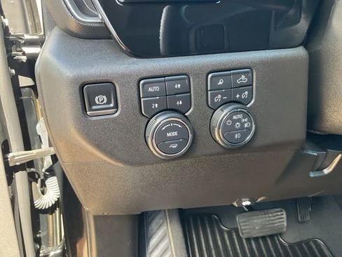 Used 2025 Chevrolet Silverado 2500 LTZ w/ LTZ Plus Package AWD/4WD image 9