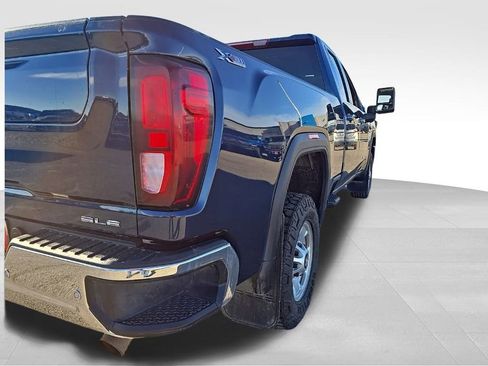 Used 2022 GMC Sierra 2500 SLE w/ X31 Off-Road Package image 10