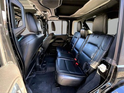 Certified 2023 Jeep Wrangler Sahara w/ Cold Weather Group image 22