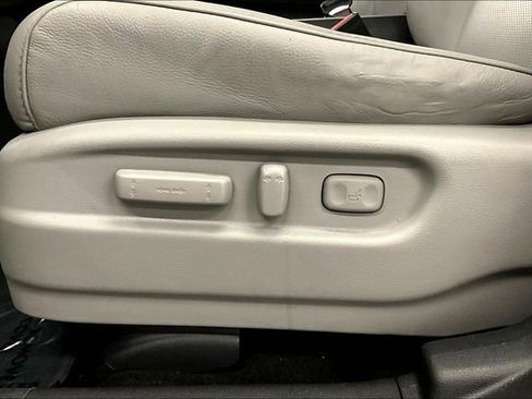 Used 2023 Honda Passport EX-L image 32
