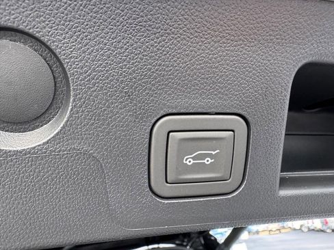 New 2026 Chevrolet Equinox LT w/ Convenience Package II image 14