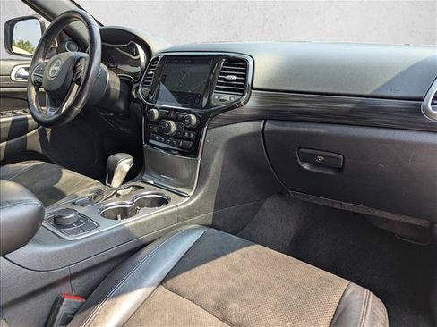 Used 2022 Jeep Grand Cherokee Laredo X AWD/4WD image 22