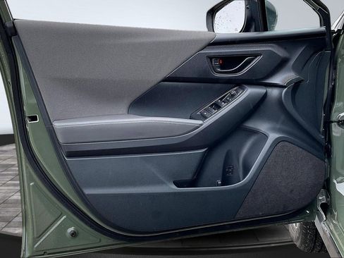 Used 2026 Subaru Crosstrek 2.0i Premium image 17