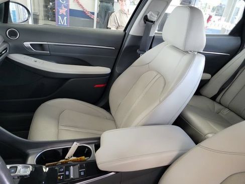 Used 2020 Hyundai Sonata Limited FWD image 11