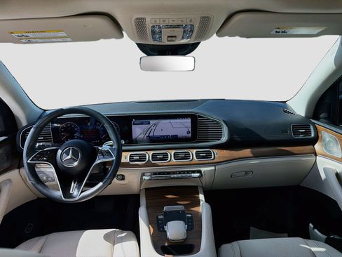Used 2024 Mercedes-Benz GLE 450 4MATIC image 24