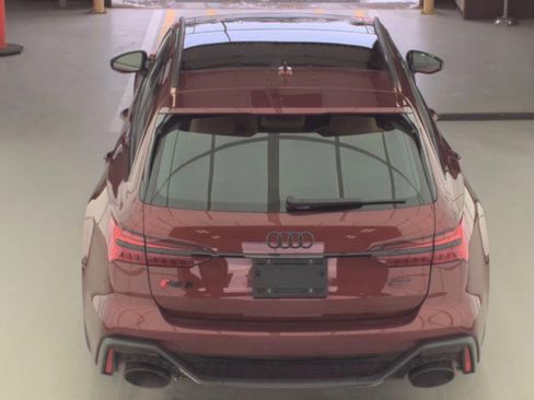 Used 2024 Audi RS 6 performance image 10